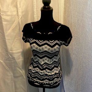 Free kisses blouse/dress shirt